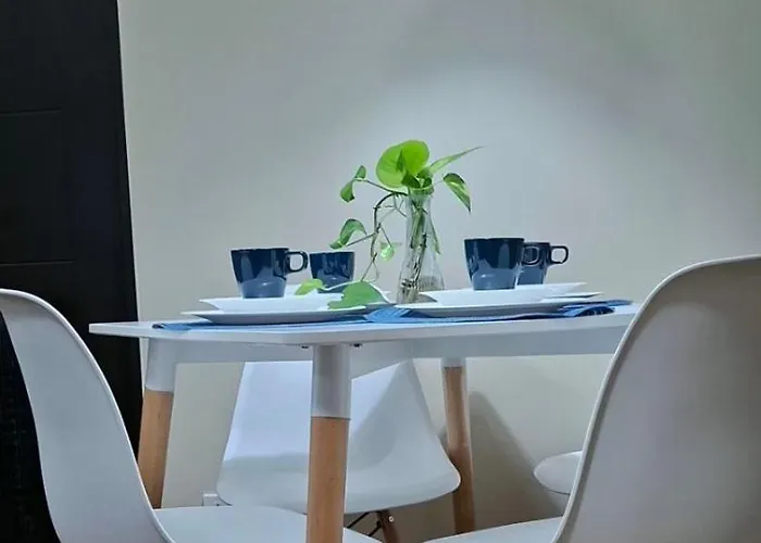 Spacious In Paranaque Near Naia Airport