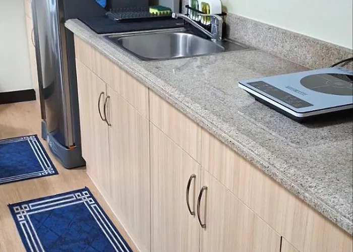 Apartamento Spacious In Paranaque Near Naia Airport